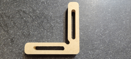 Small MDF square for the cnc home position